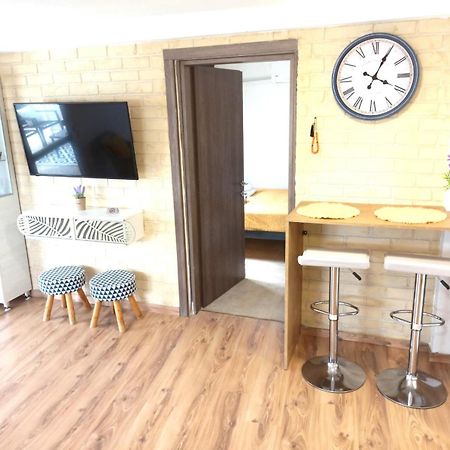 דירות הרקליון Renovated Loft Near The Center מראה חיצוני תמונה